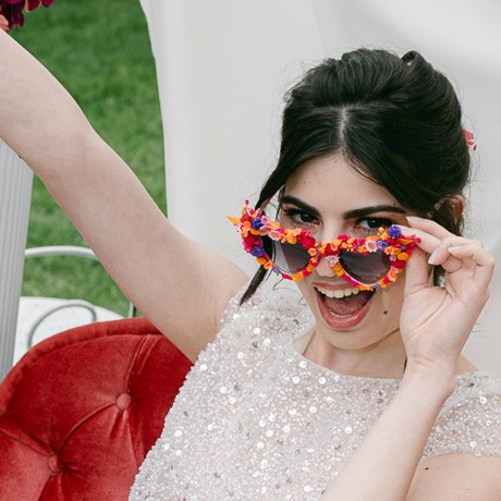 Nora, lunettes fleuries